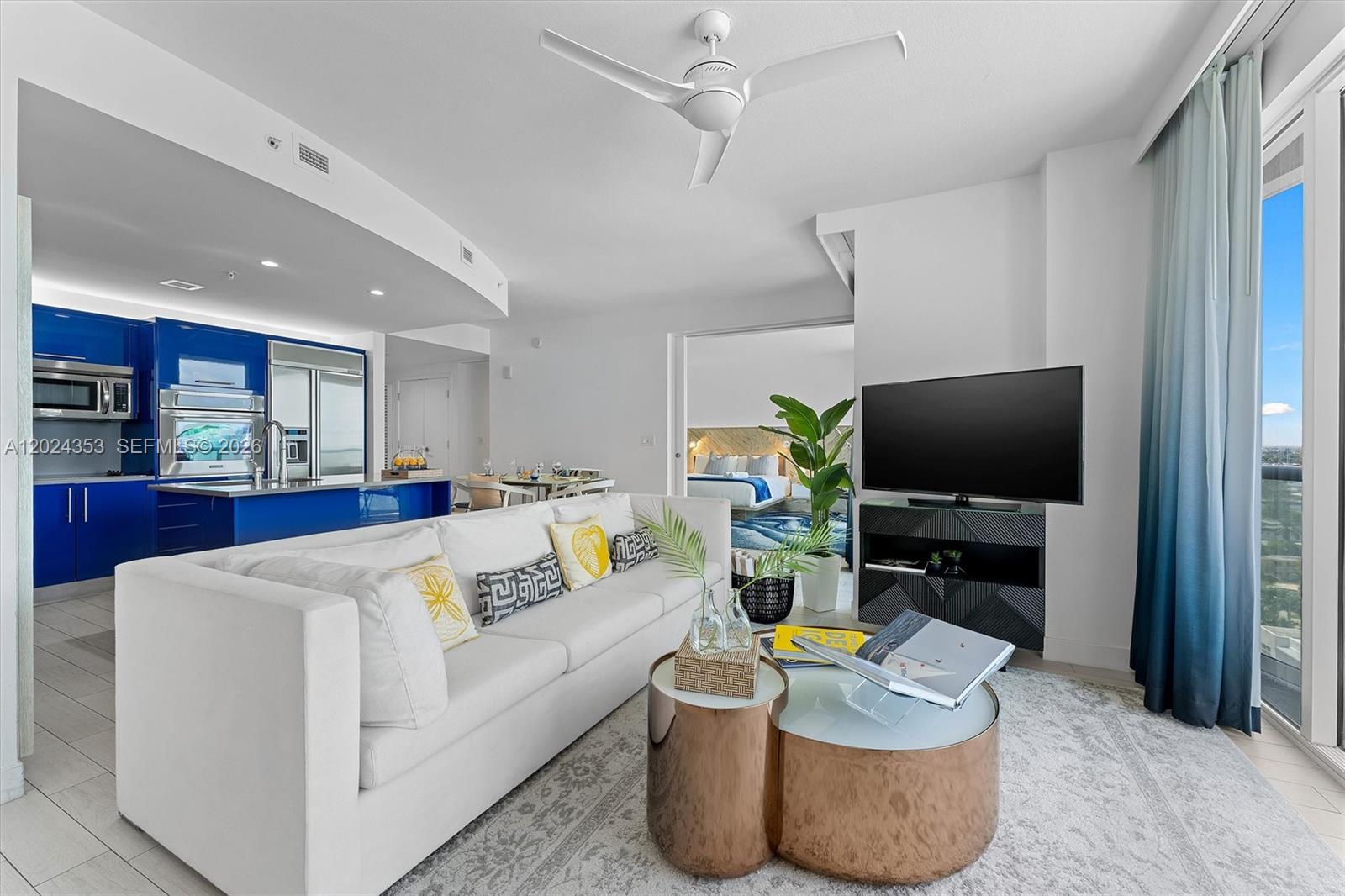 FORT LAUDERDALE RESIDENCE - Residential Lease