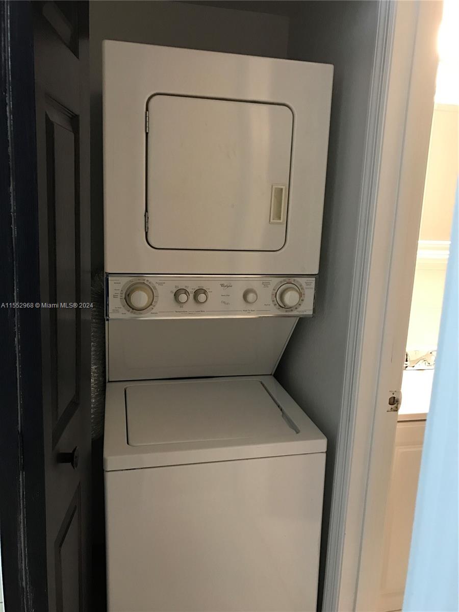 SUNSHINE MIAMI CONDO - Residential
