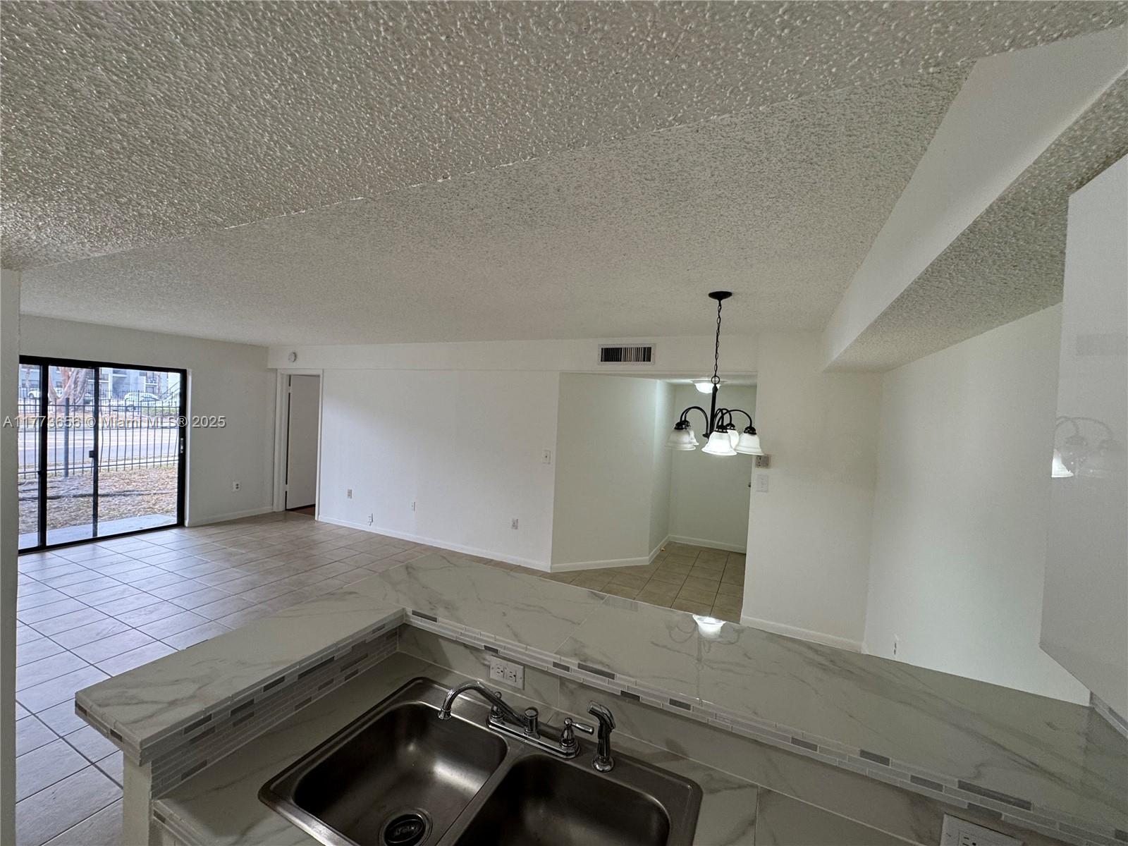 VILLA BELLINI CONDO - Residential