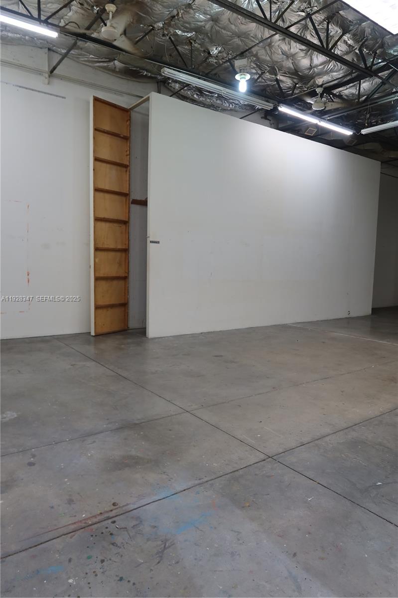 BISCAYNE CORNER COMM CENT - Commercial Sale