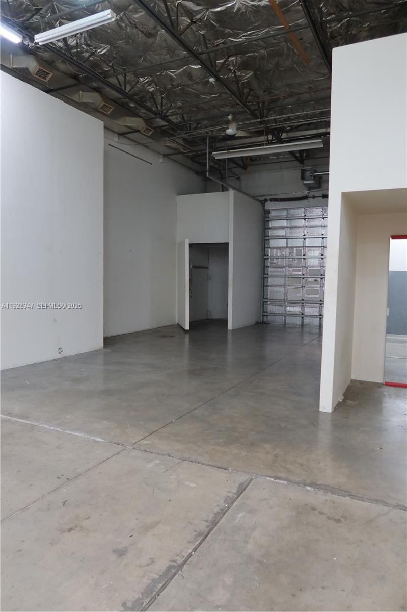 BISCAYNE CORNER COMM CENT - Commercial Sale