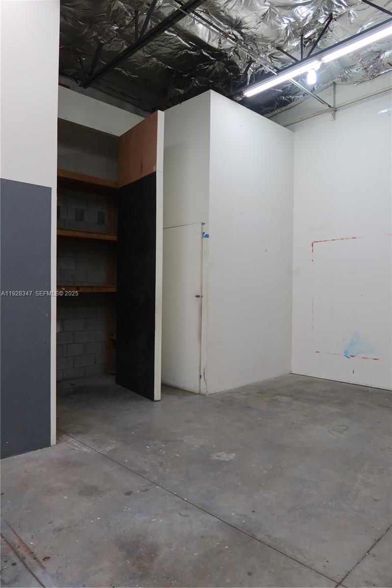 BISCAYNE CORNER COMM CENT - Commercial Sale