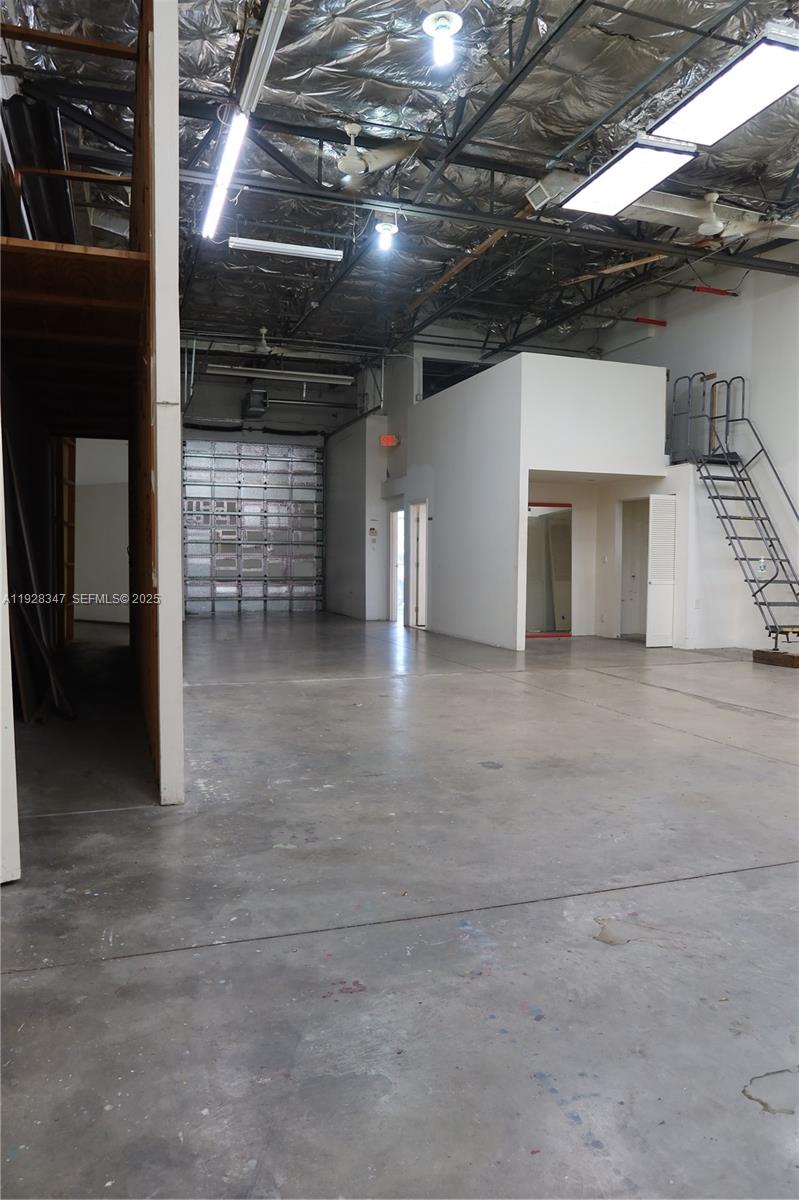 BISCAYNE CORNER COMM CENT - Commercial Sale