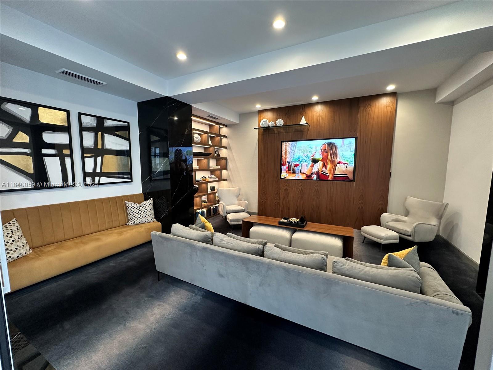 Costa Brava Condo - Residential Lease