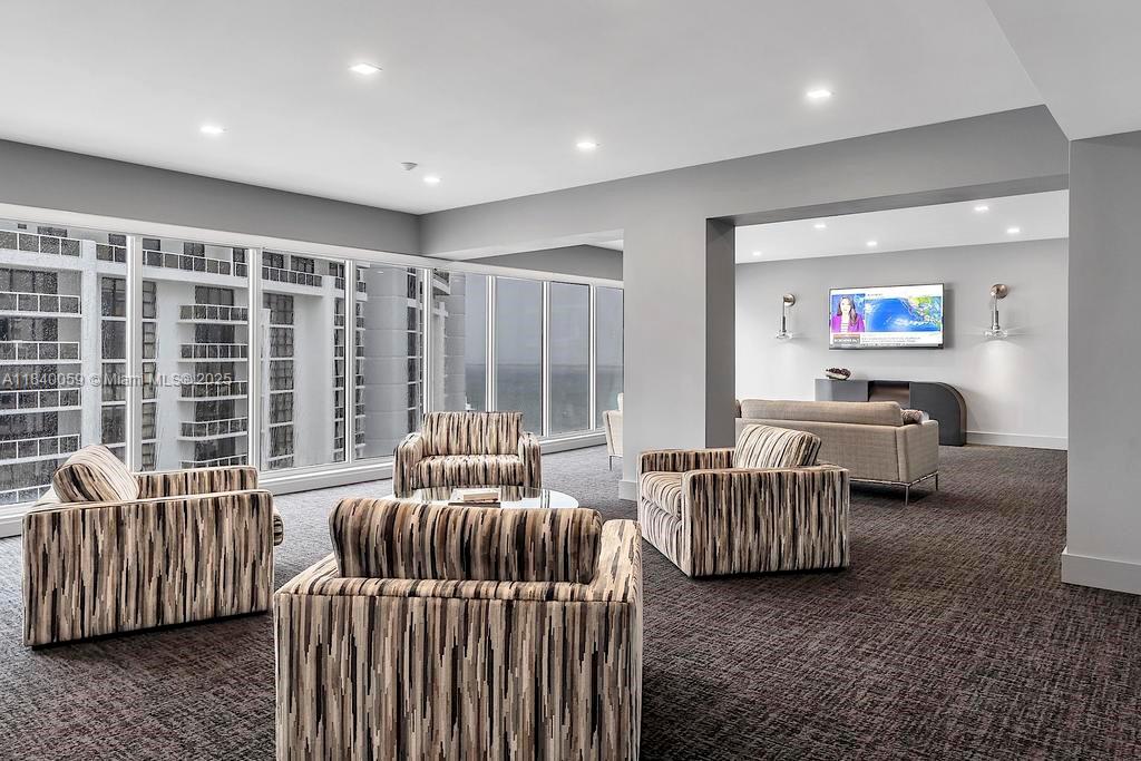 Costa Brava Condo - Residential Lease