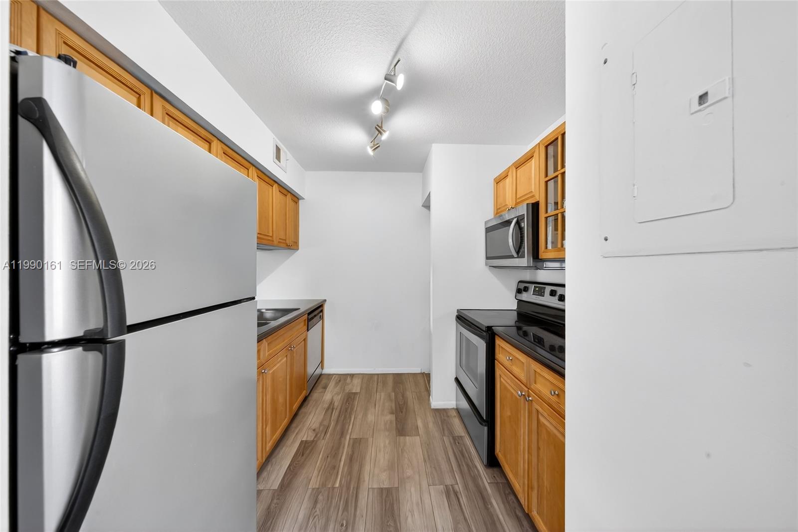 WINDMILL LAKES III CONDO - Residential