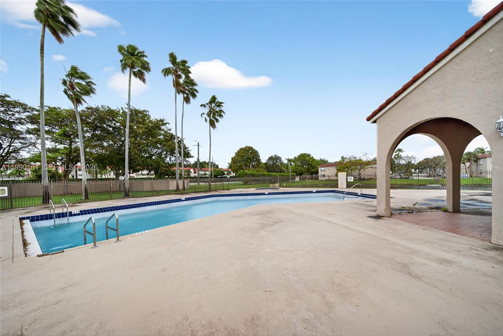 WINDMILL LAKES III CONDO - Residential