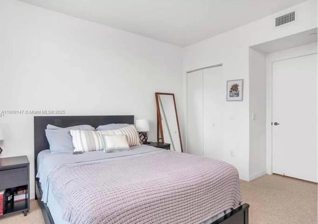 1100 MILLECENTO RESIDENCE - Residential Lease