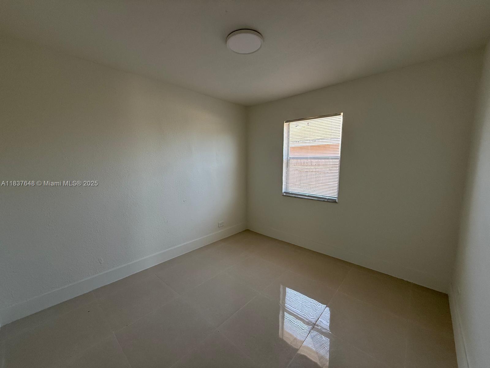 ACREHOME PARK SECOND ADD - Residential Lease