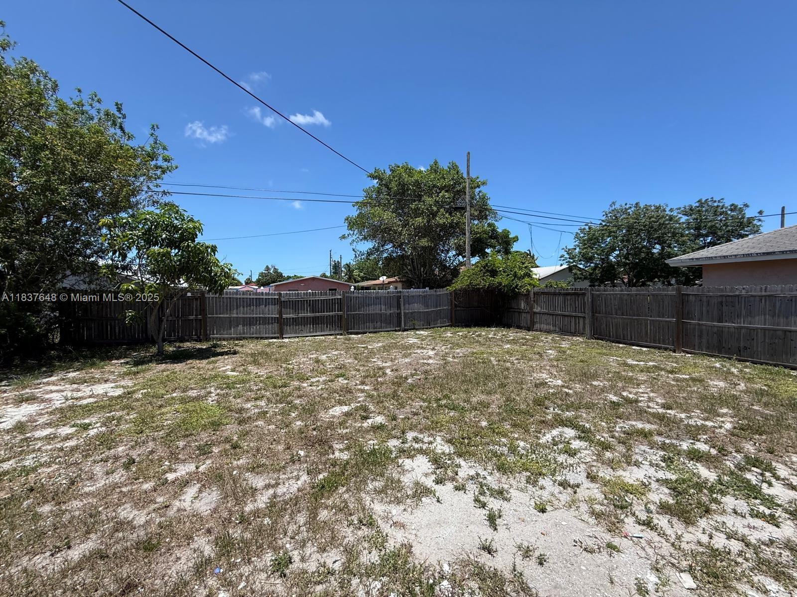 ACREHOME PARK SECOND ADD - Residential Lease
