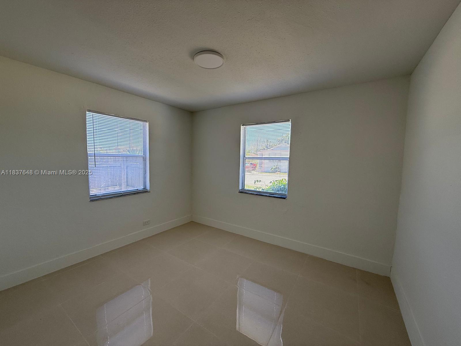 ACREHOME PARK SECOND ADD - Residential Lease