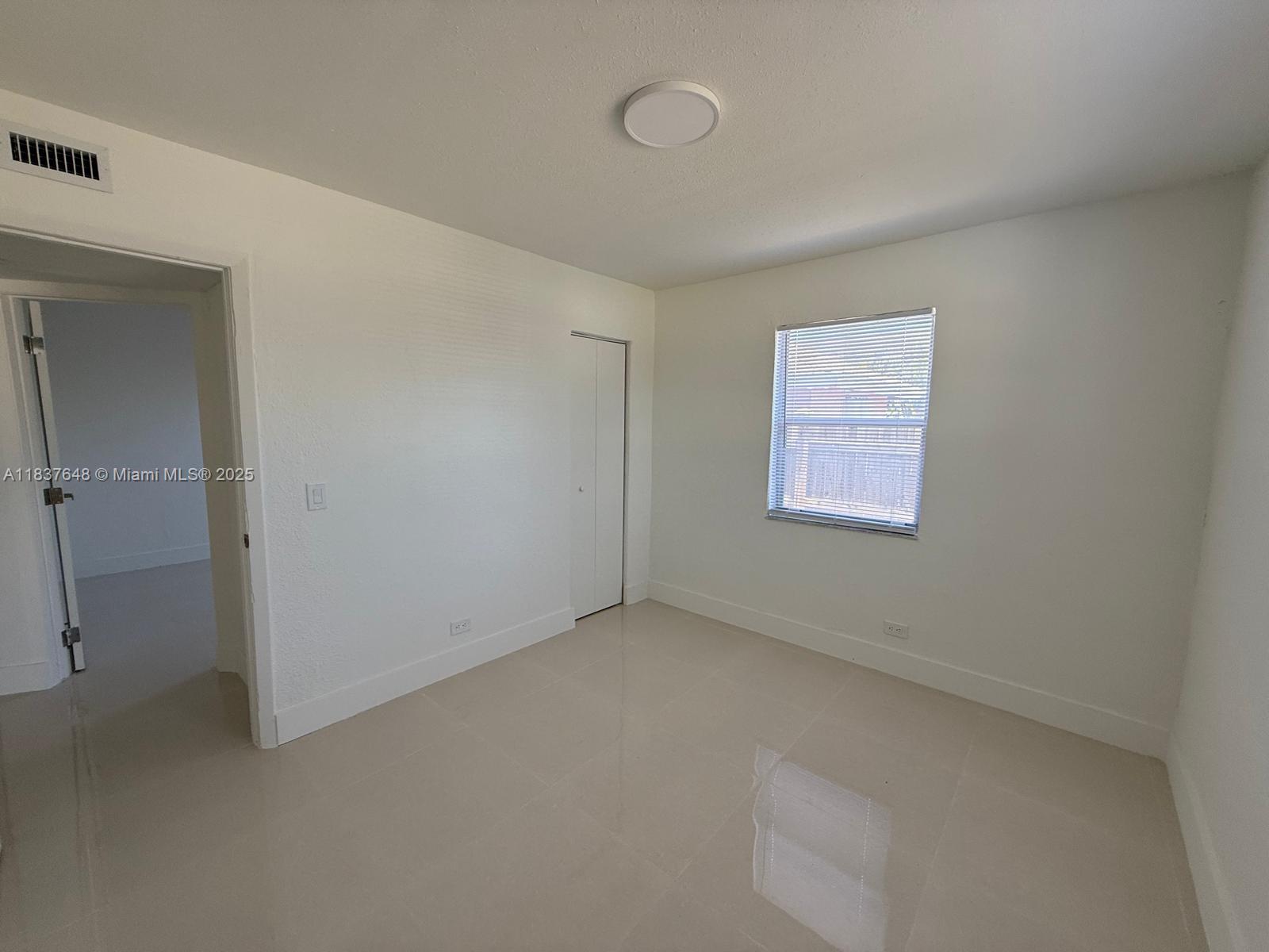 ACREHOME PARK SECOND ADD - Residential Lease