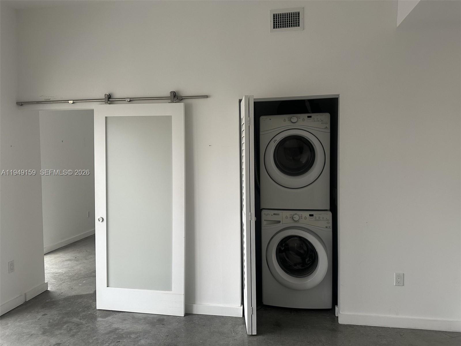 CENTRO CONDO - Residential Lease