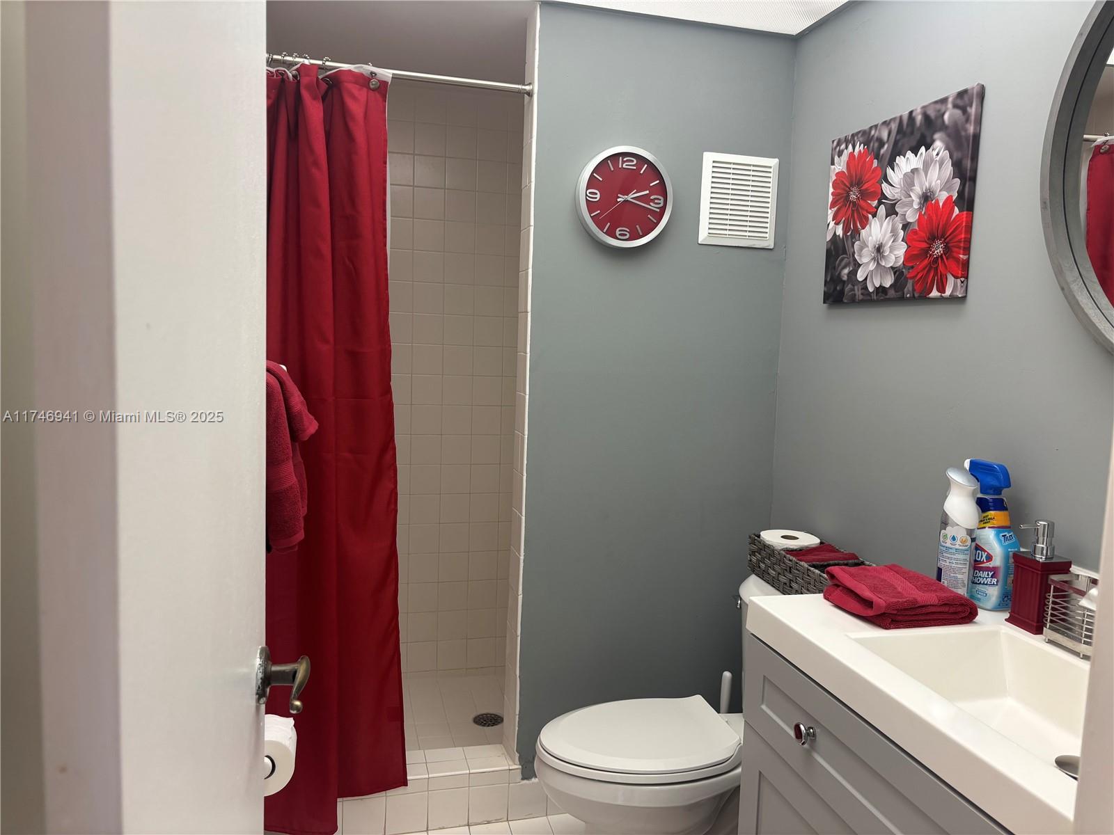 CARMEL LAKES CONDO NO 11 - Residential