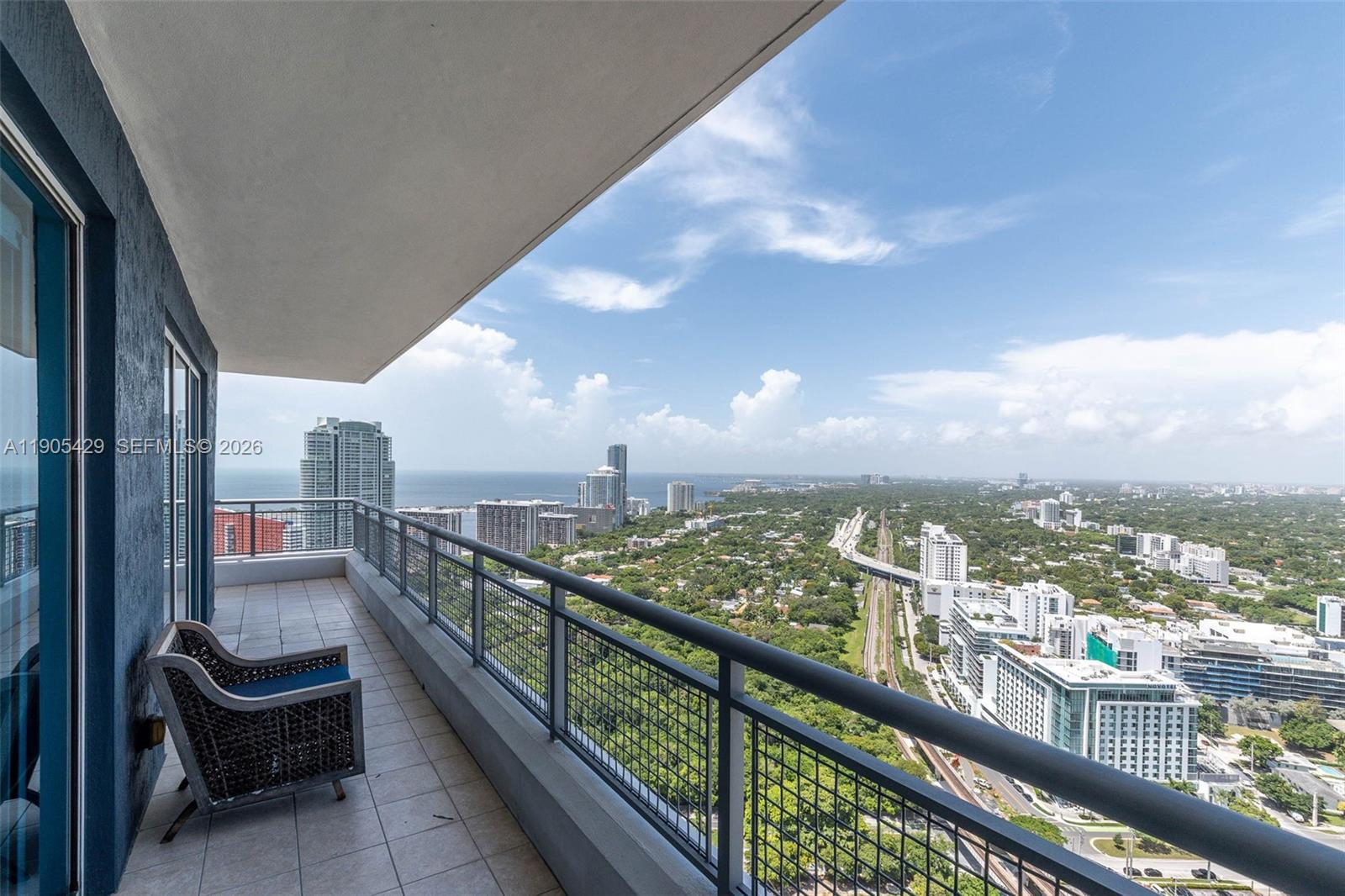 INFINITY AT BRICKELL COND - Residential