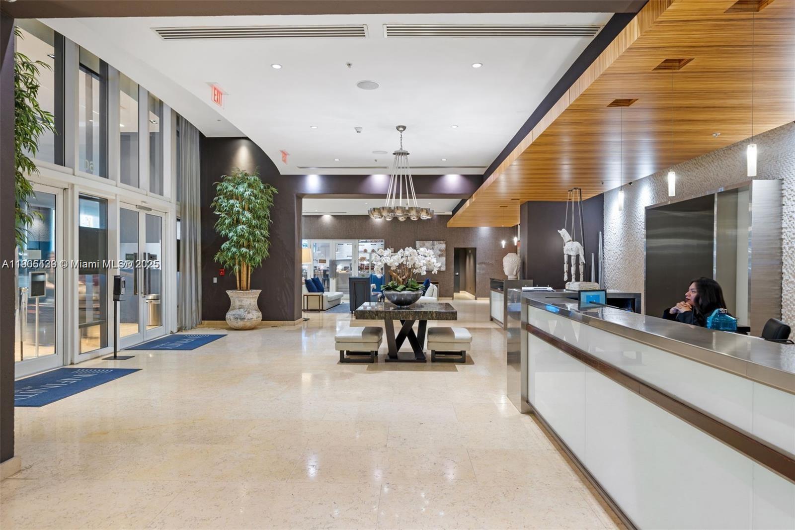 INFINITY AT BRICKELL COND - Residential