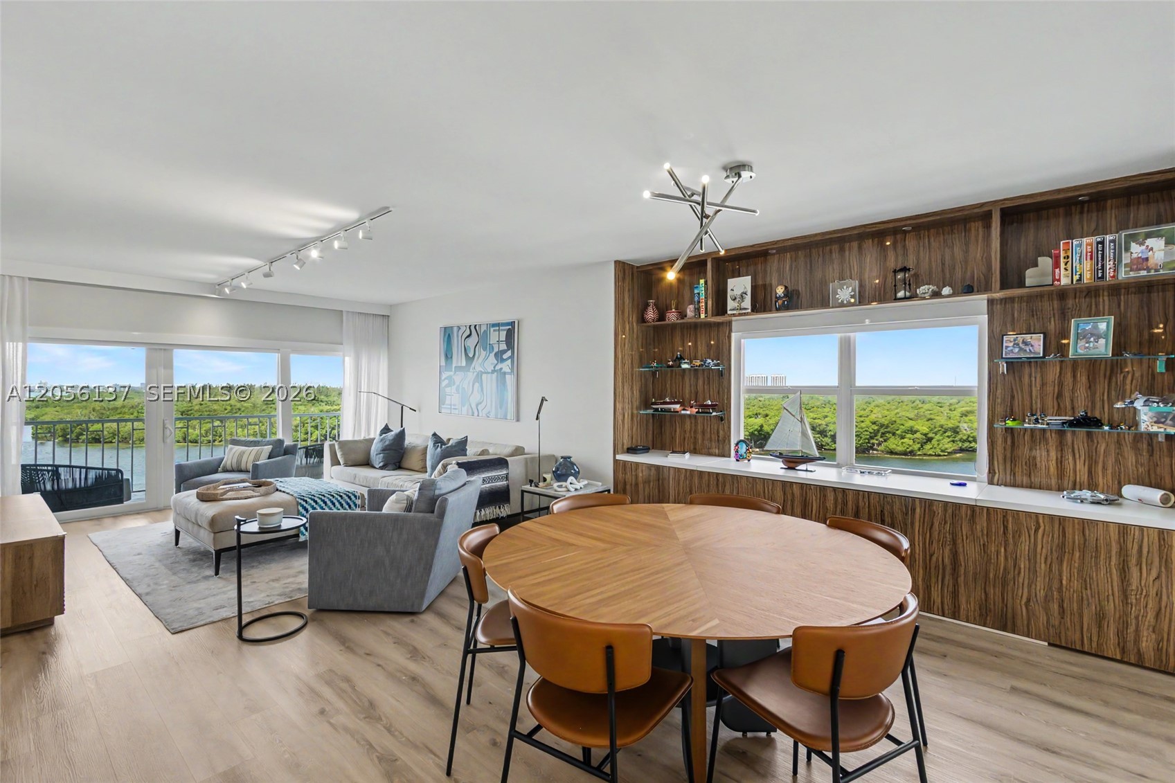 500 Bayview Dr 822