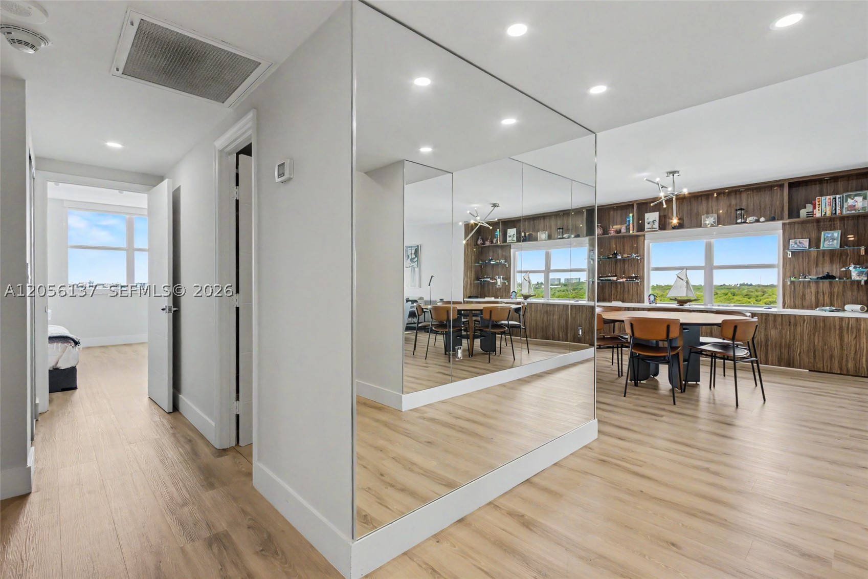 500 Bayview Dr 822