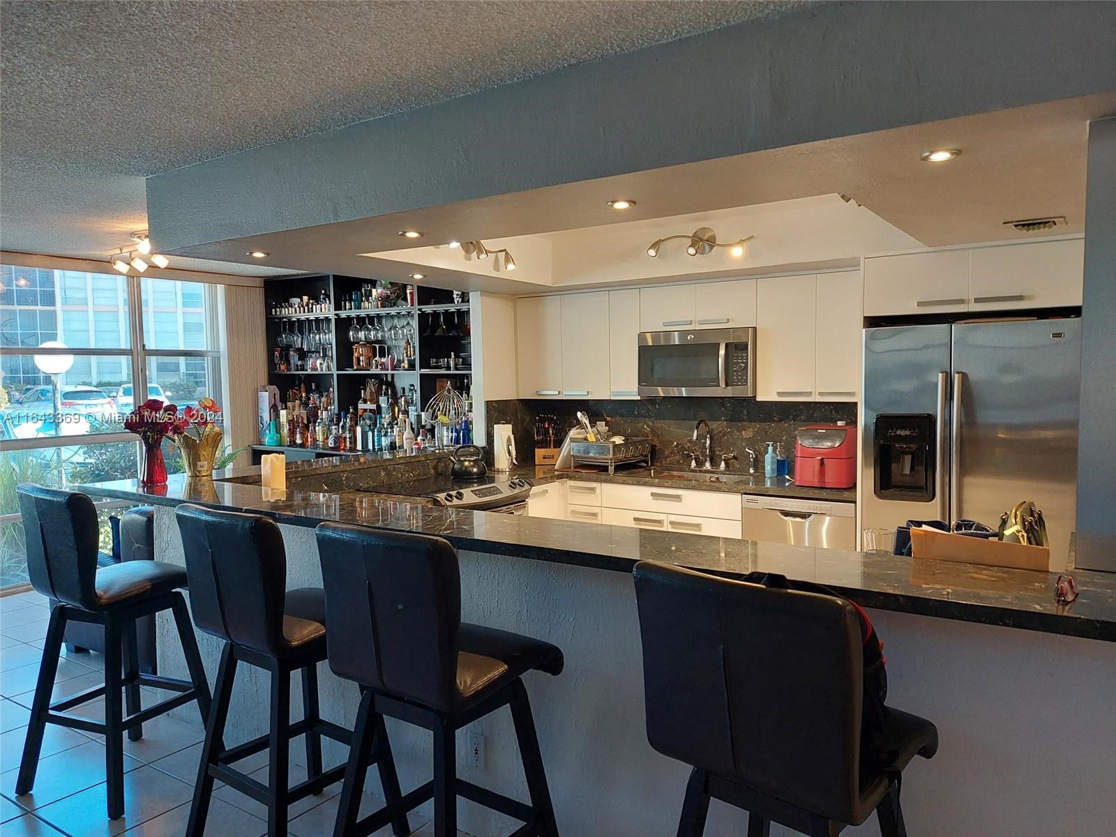 DE SOTO PARK CONDO - Residential