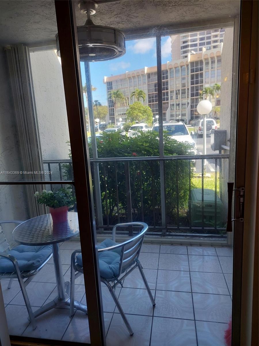 DE SOTO PARK CONDO - Residential