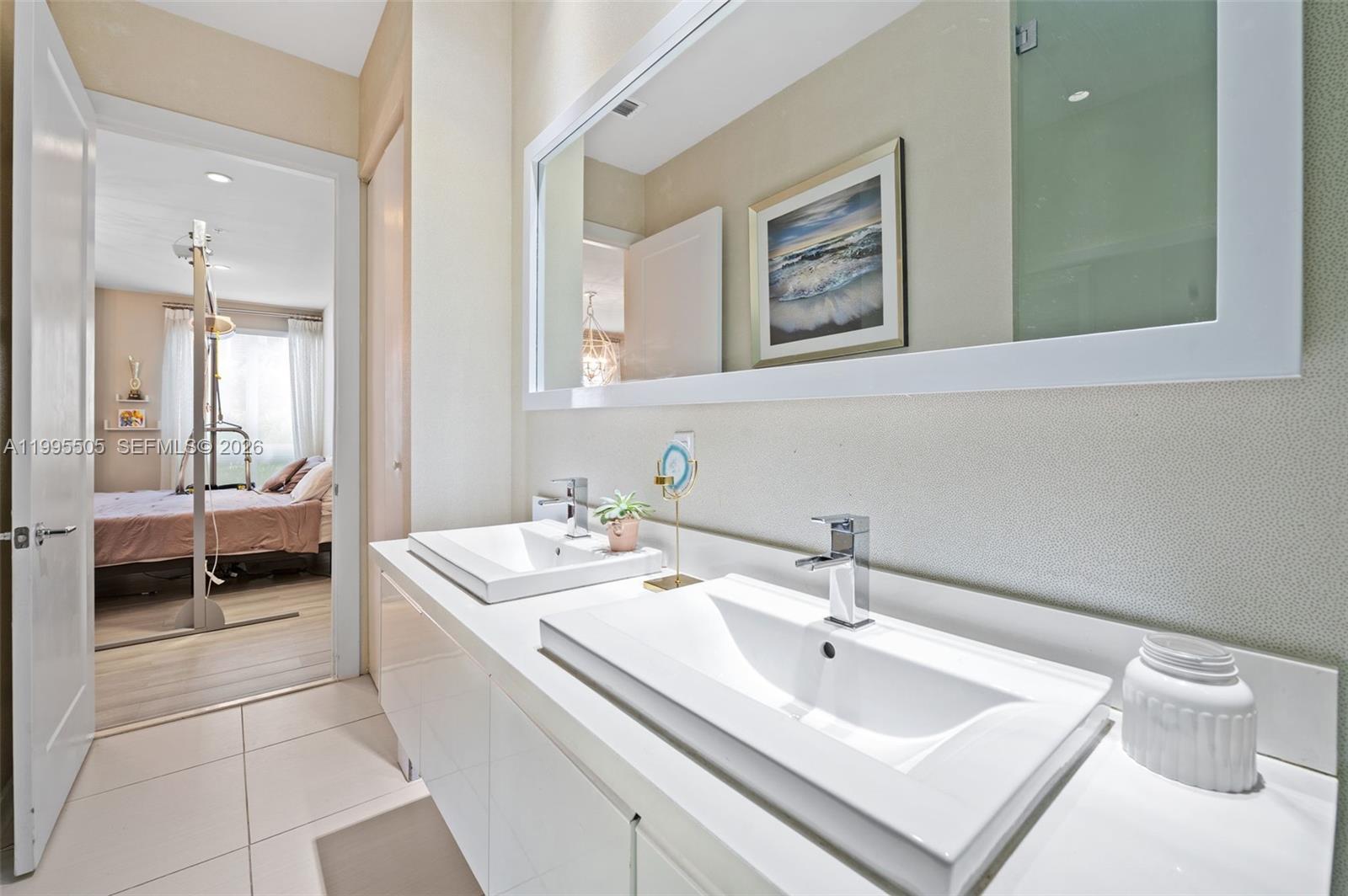 LANDMARK AT DORAL CONDO - Residential