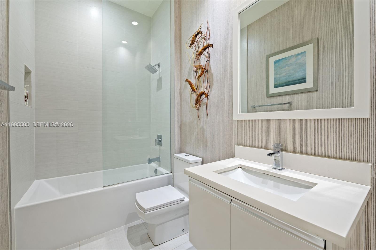 LANDMARK AT DORAL CONDO - Residential