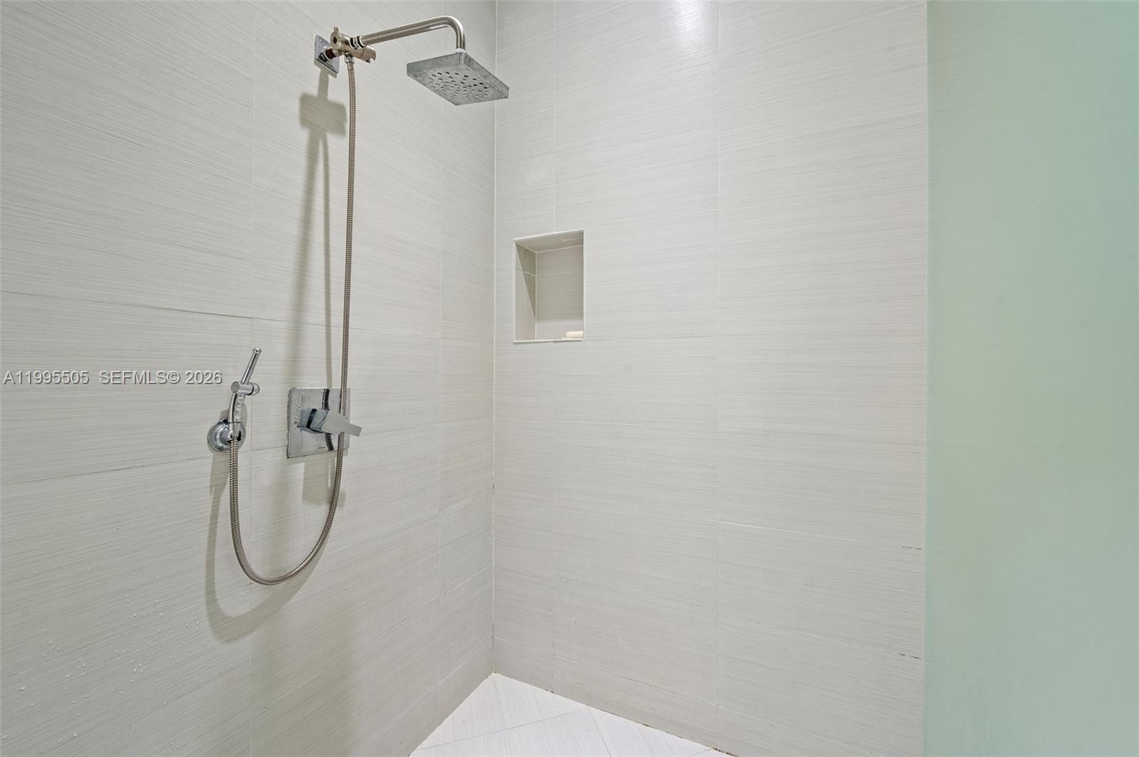 LANDMARK AT DORAL CONDO - Residential