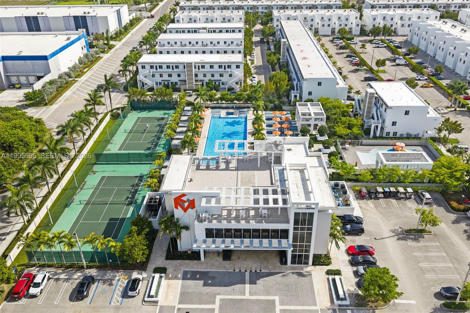 LANDMARK AT DORAL CONDO - Residential