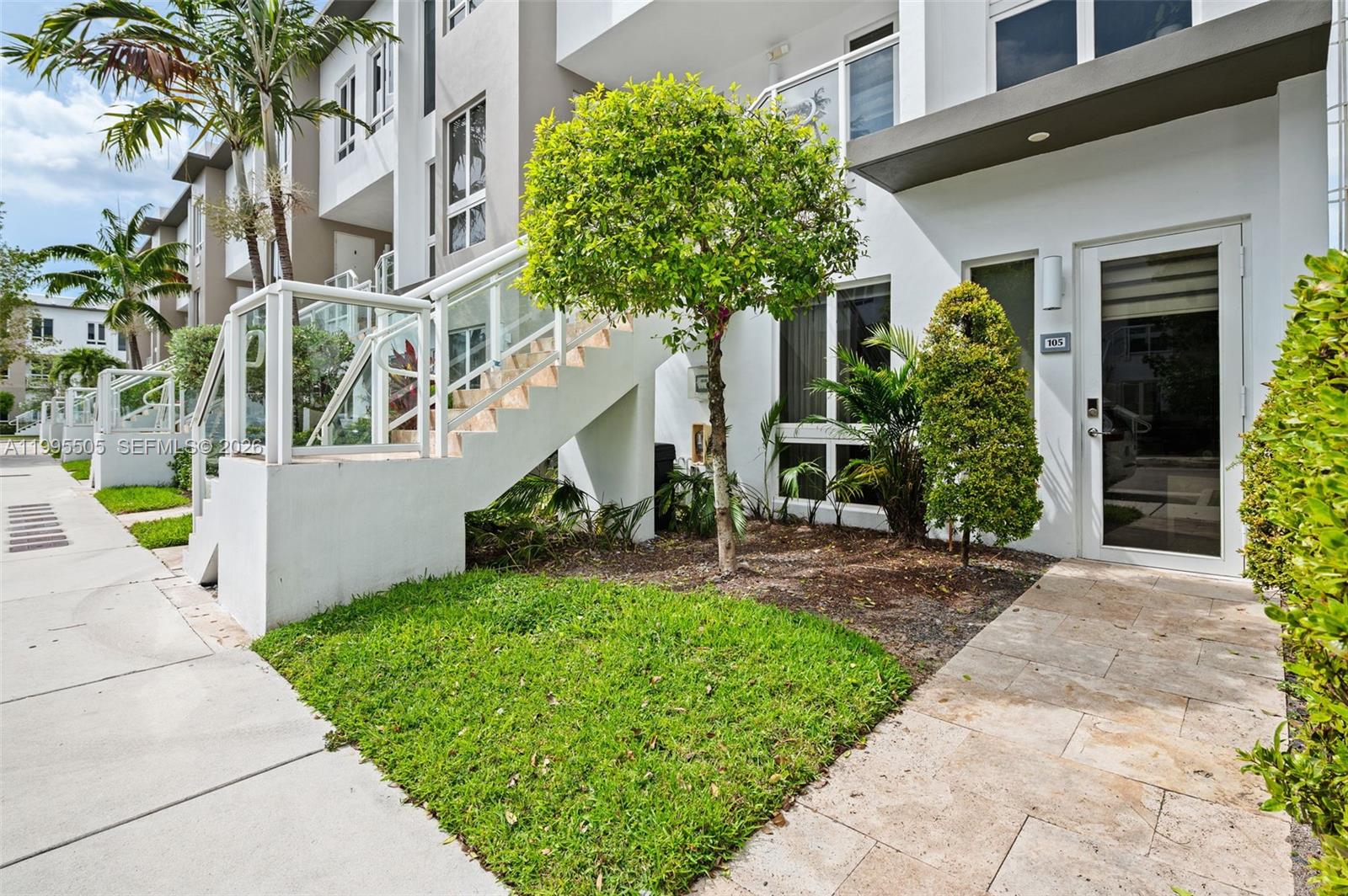 LANDMARK AT DORAL CONDO - Residential