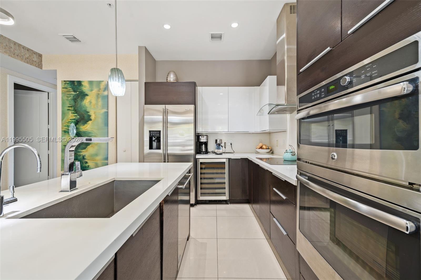 LANDMARK AT DORAL CONDO - Residential