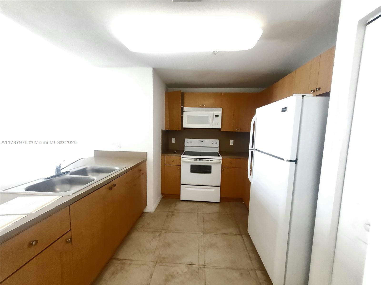 Rental Property at 435 Sw 12th Ave 502, Miami, Broward County, Florida - Bedrooms: 2 
Bathrooms: 1  - $2,450 MO.