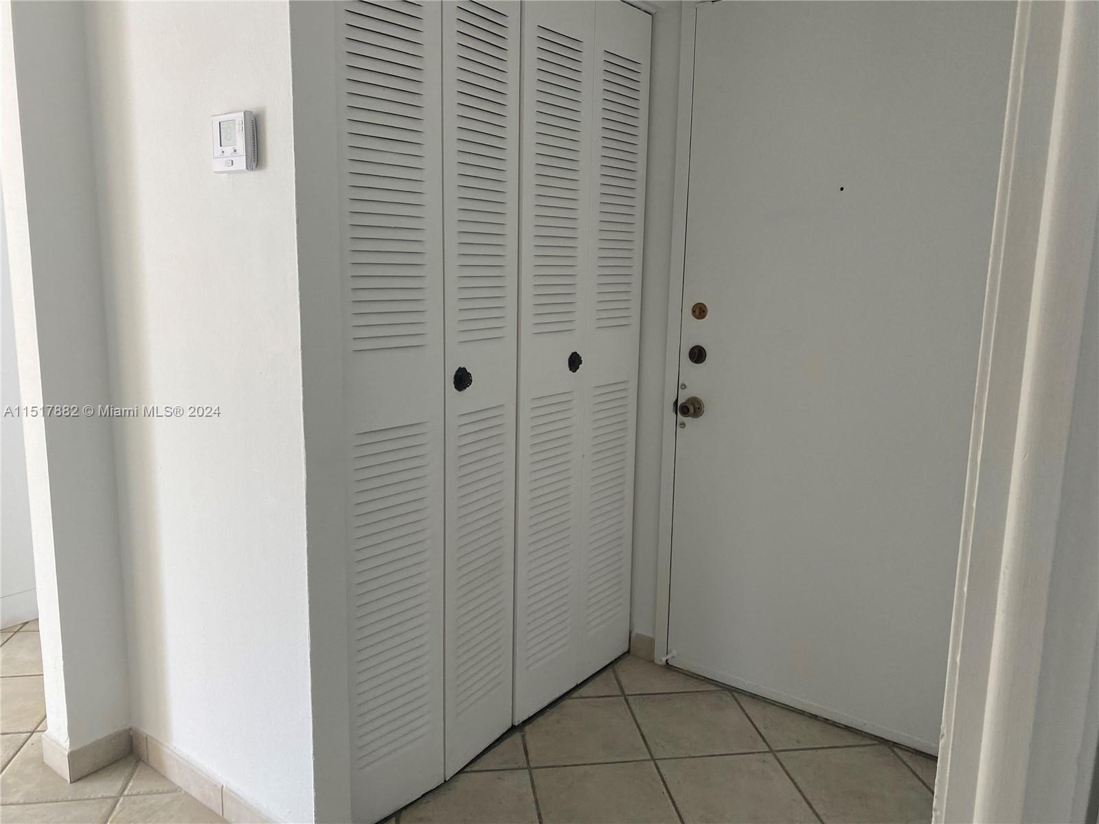 KINGS CREEK SO CONDO - Residential Lease