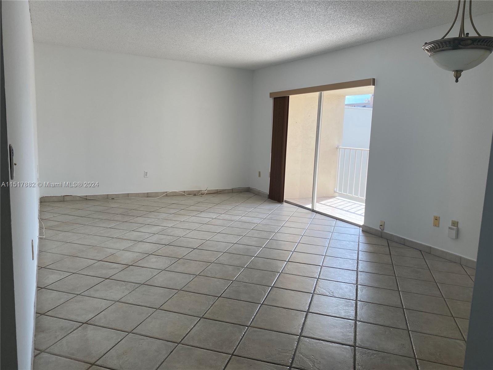 KINGS CREEK SO CONDO - Residential Lease