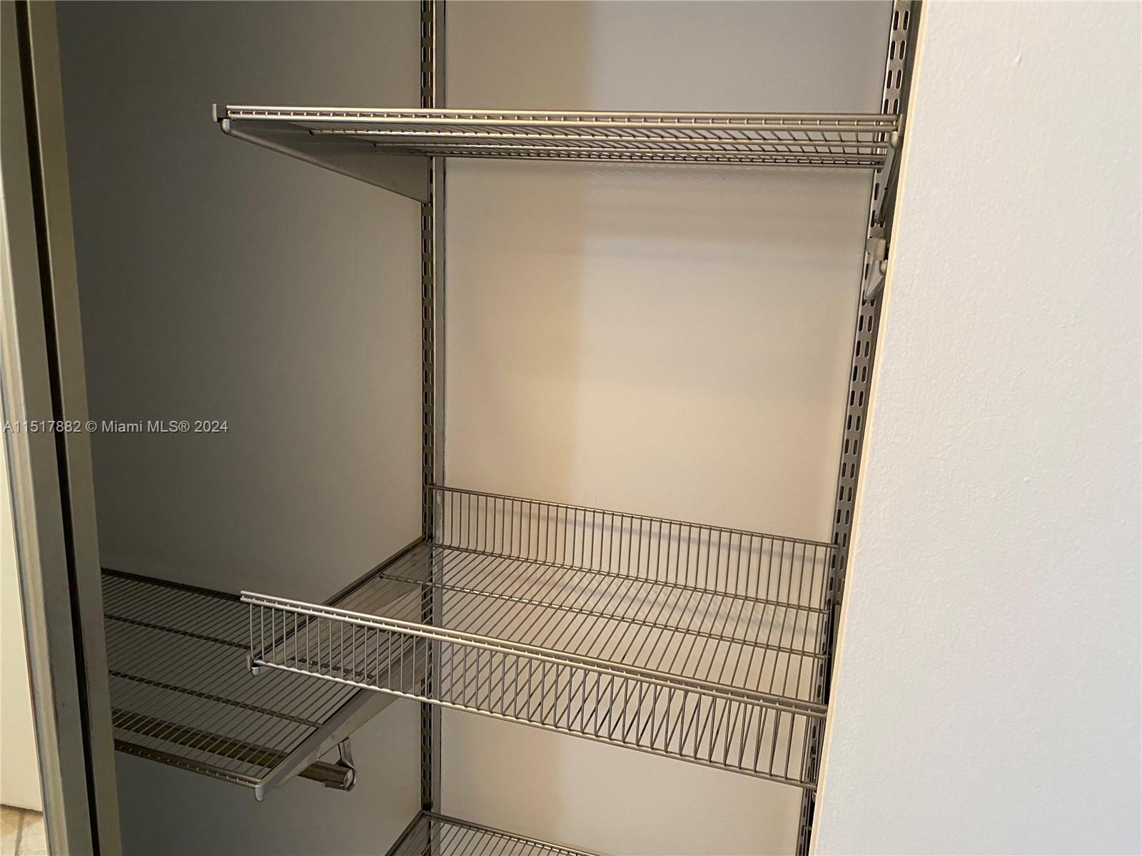 KINGS CREEK SO CONDO - Residential Lease