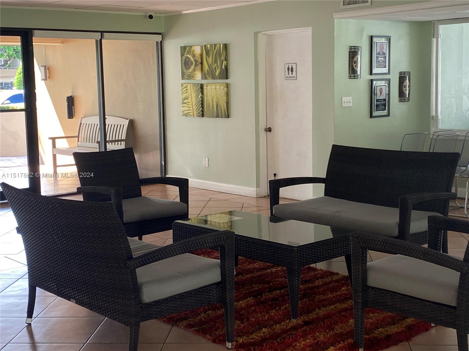 KINGS CREEK SO CONDO - Residential Lease