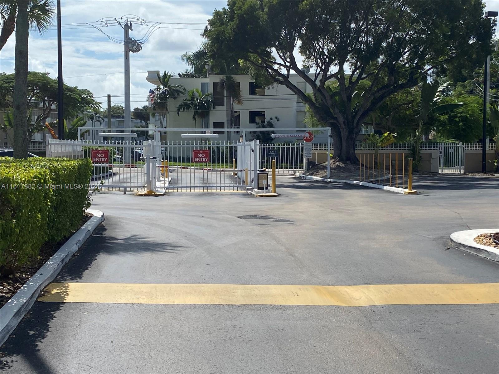 KINGS CREEK SO CONDO - Residential Lease