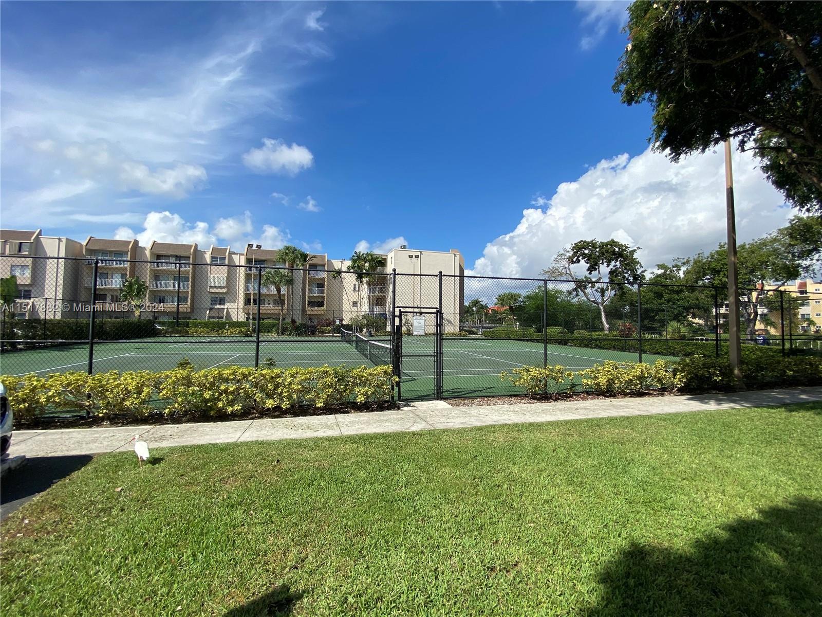 KINGS CREEK SO CONDO - Residential Lease