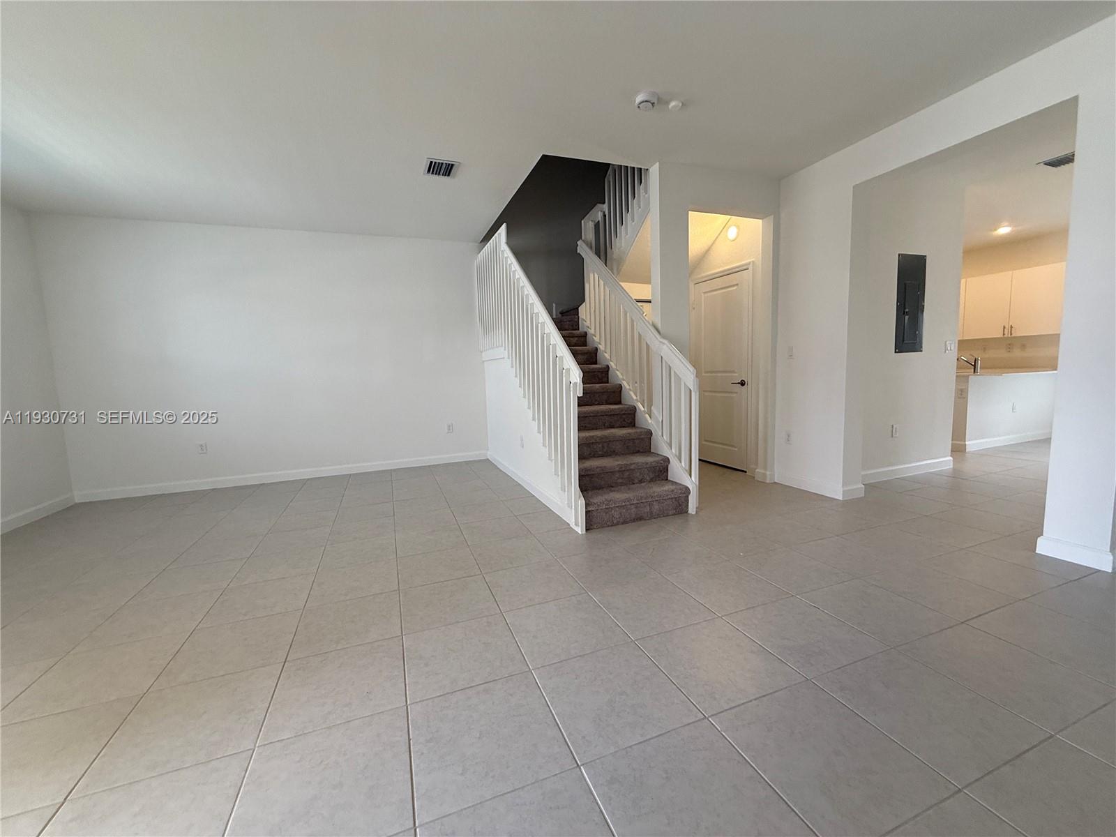 12888 SW 233rd Ter, Princeton.