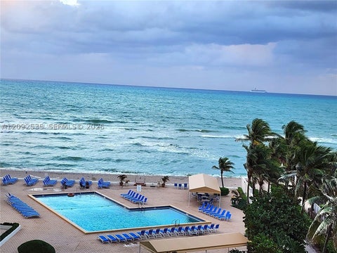Photo of 3505 S Ocean Dr #819, Hollywood, FL 33019 (MLS # A12092535)