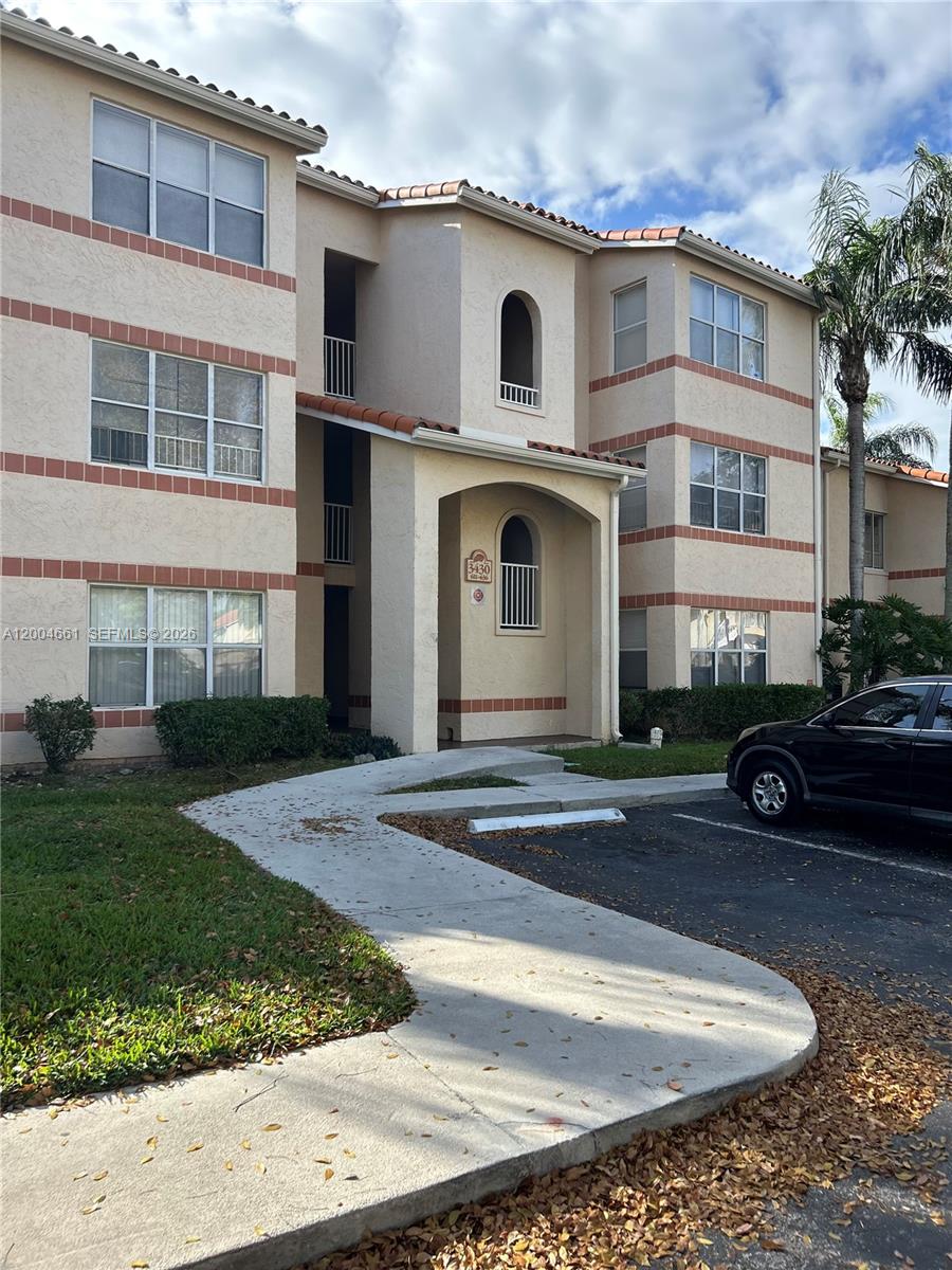 CORAL KEY CONDO - Residential Lease