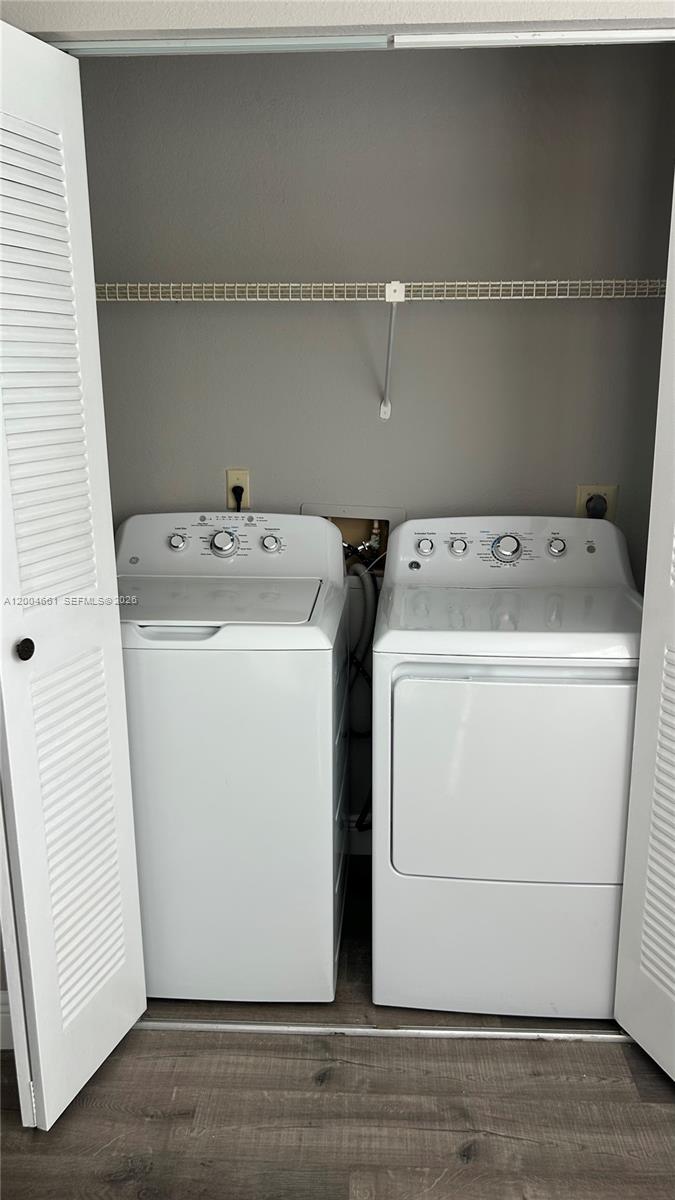 CORAL KEY CONDO - Residential Lease