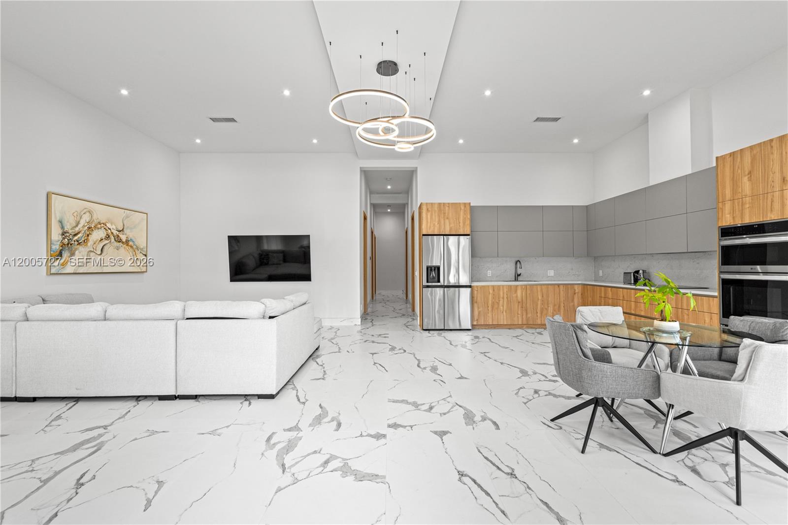 HIGHLAND LAKES - Residential