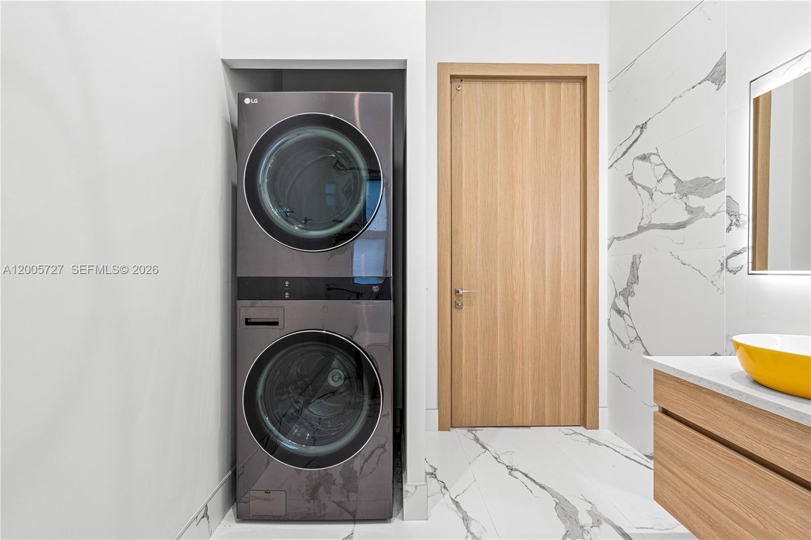 HIGHLAND LAKES - Residential