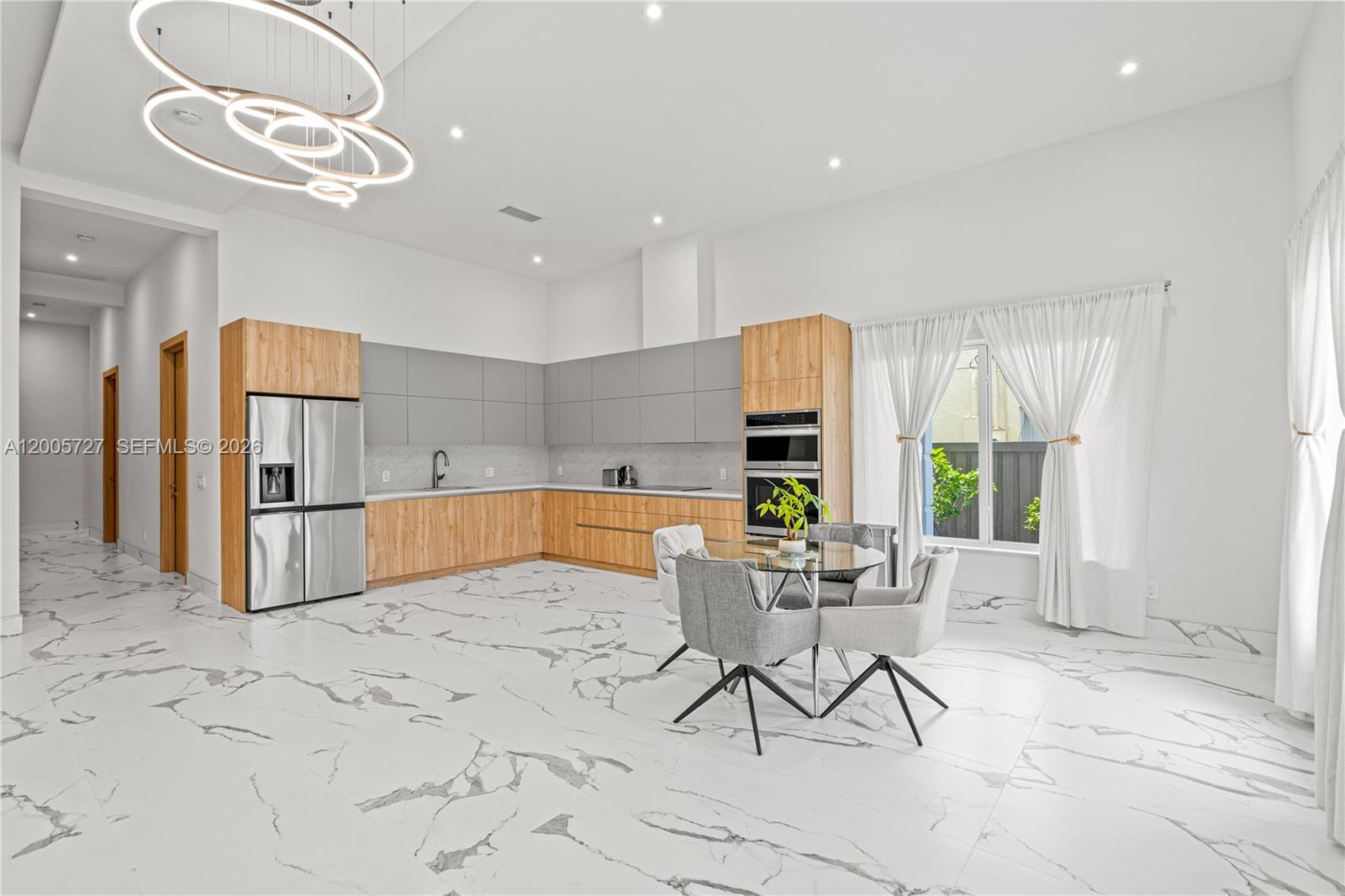 HIGHLAND LAKES - Residential