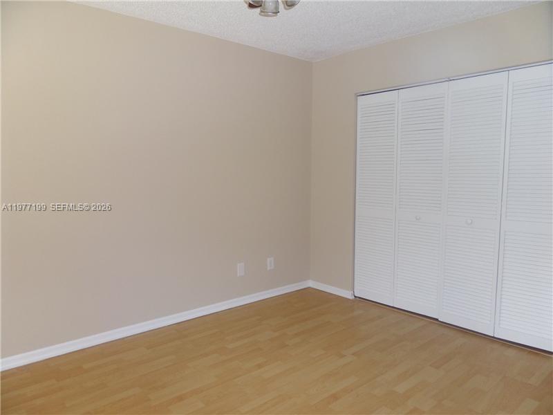 CLUB QUARTERS AT RAINTREE - Residential Lease