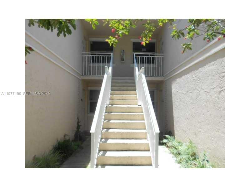 CLUB QUARTERS AT RAINTREE - Residential Lease