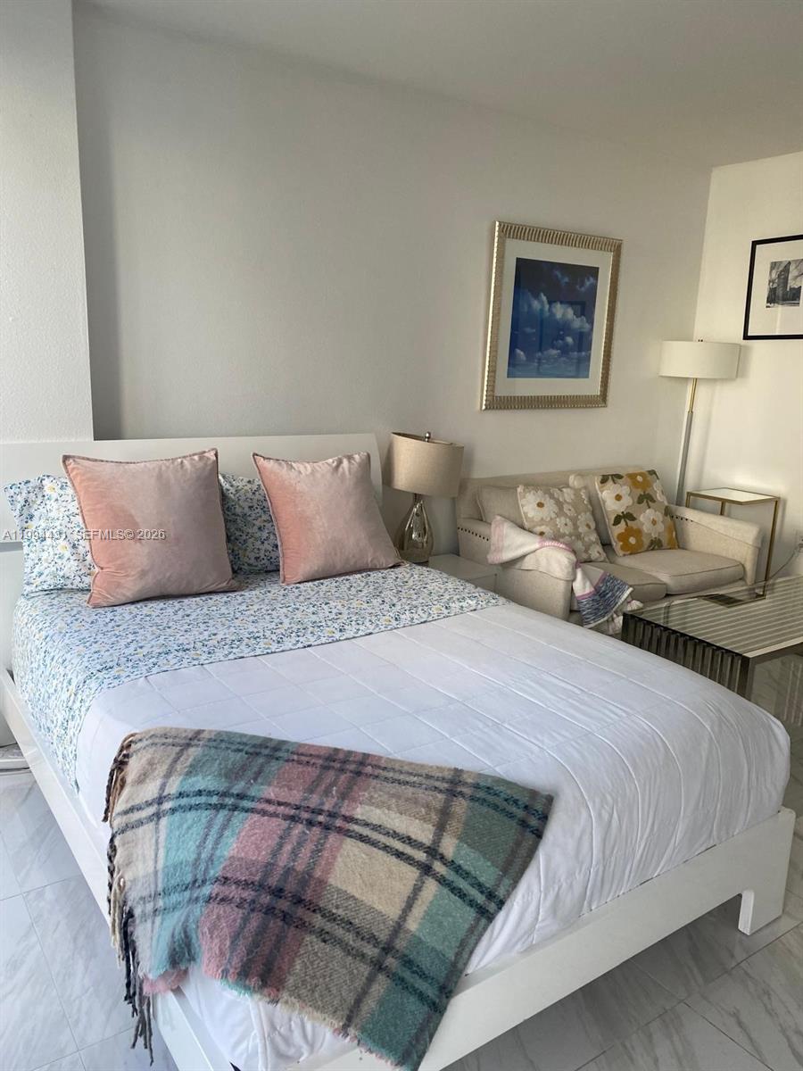 HARBOUR HOUSE - Residential Lease