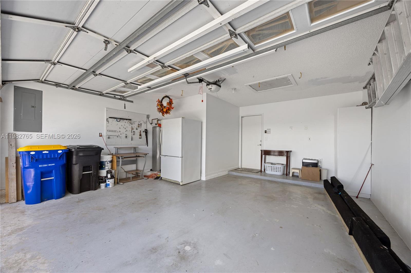 NORTH PASSAGE - Residential Lease