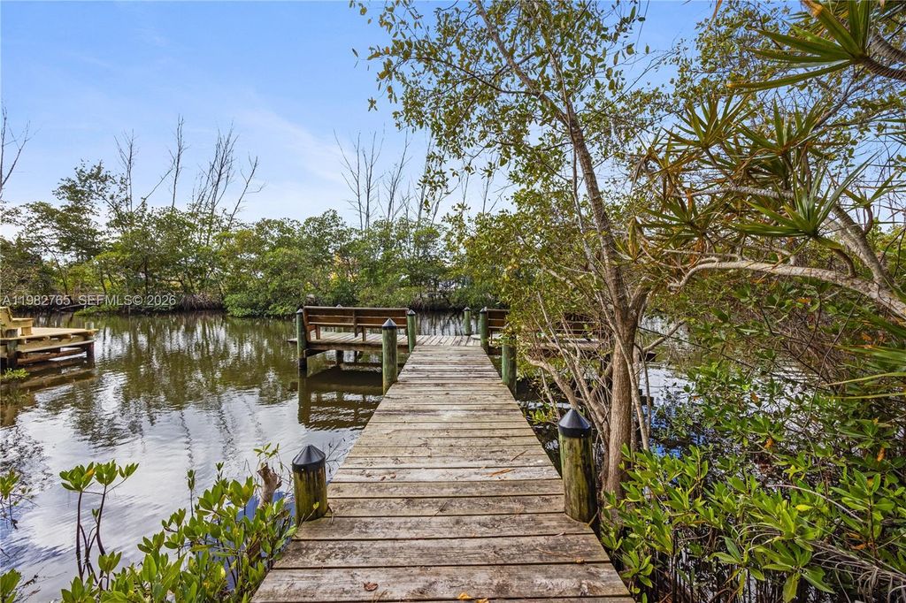 Photo of 8962 SE Riverfront Ter, Jupiter, FL 33469 (MLS # A11982765)