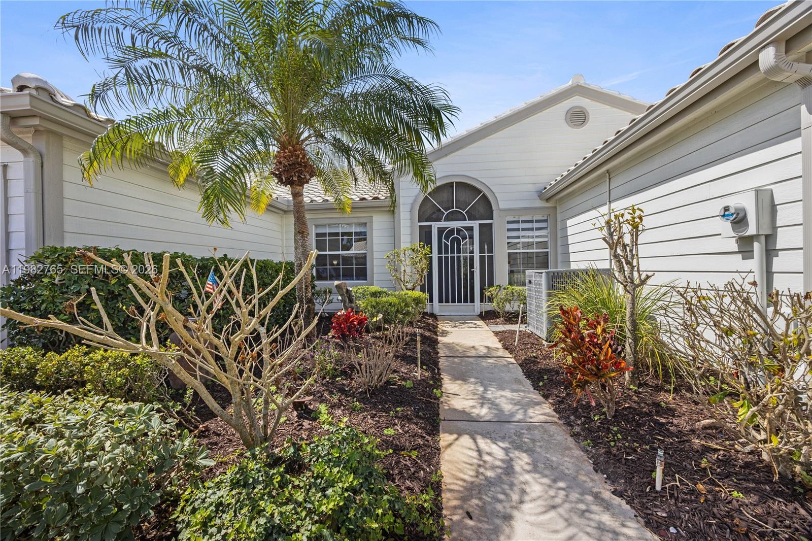 NORTH PASSAGE - Residential Lease